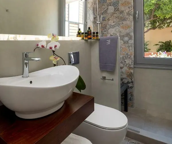 J&v Luxury Apartment *