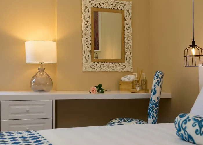 J&v Luxury Апартаменты