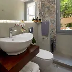 J&v Luxury Apartment *