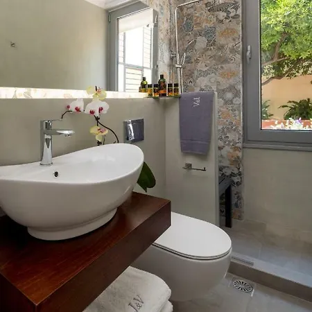 J&v Luxury Apartamento *